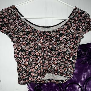 Off-Shoulder Floral Crop Top